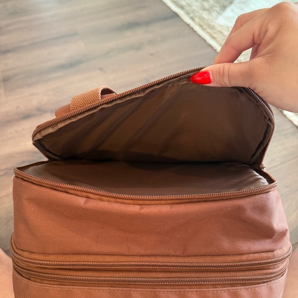 BEIS Expandable Backpack - Picture 10 of 16